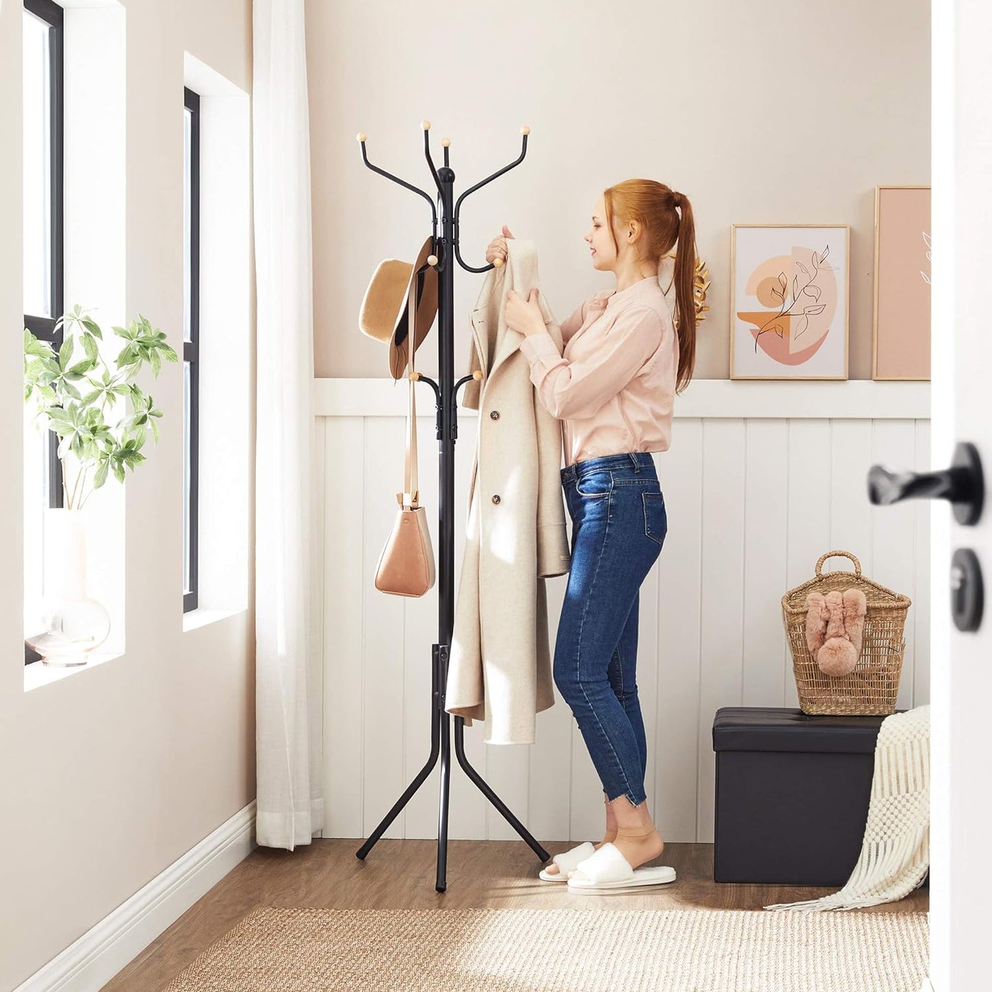 Versa //Songmics // Coatrack // Obsidian