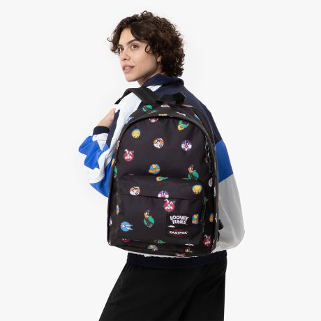 Eastpak Out Of Office Rugzak Looney Tunes Black
